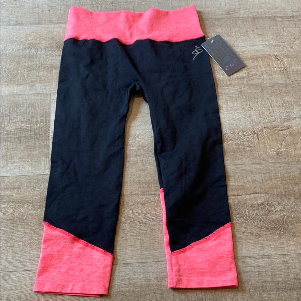 3/4 Black and Melon Leggings